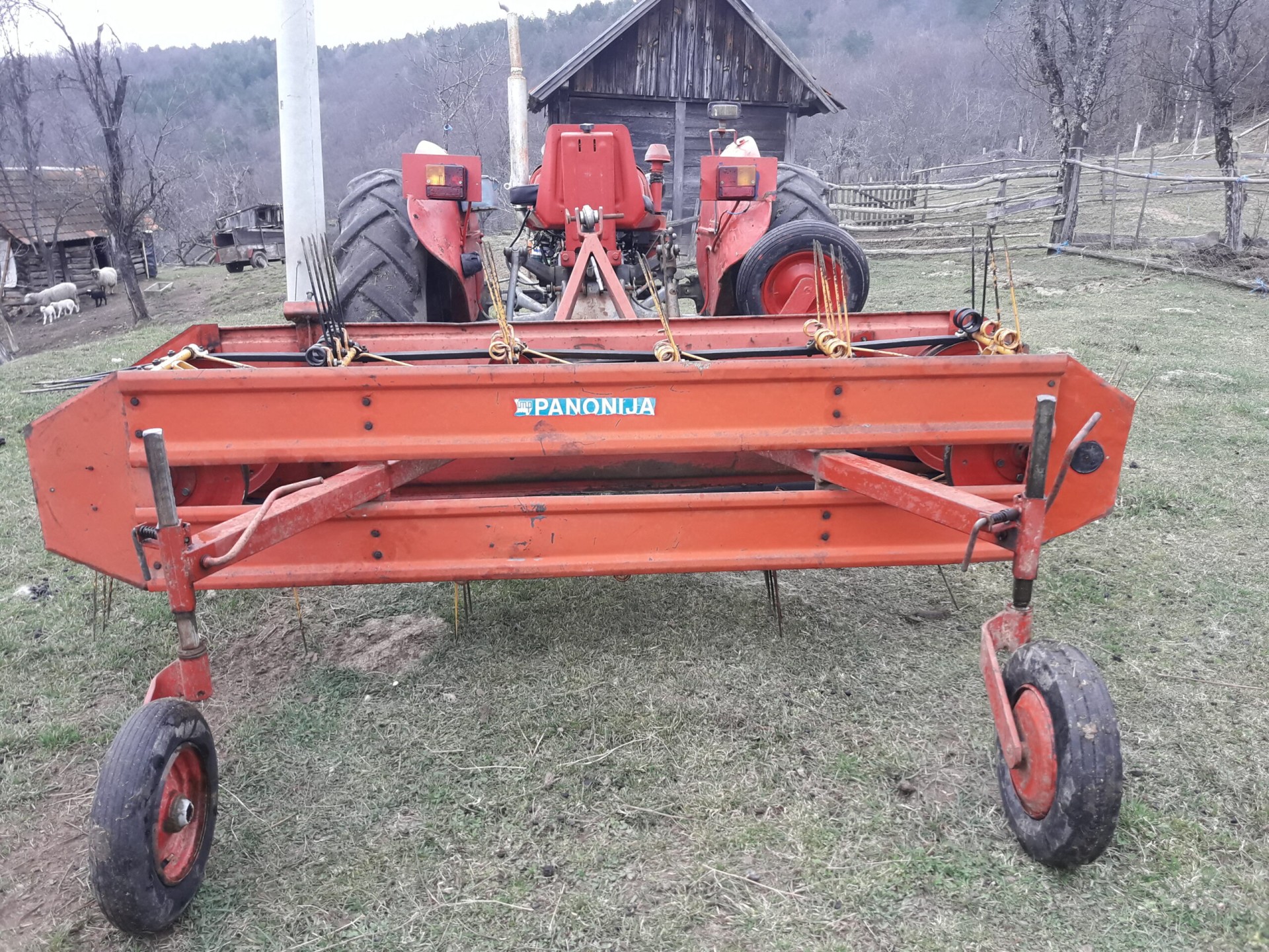 Grablje Panonija 220