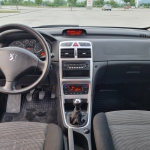Peugeot 307 1,6 dizel, 160k km, reg. do 05/2024