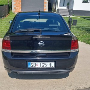 Opel vectra gts 2.2dti full