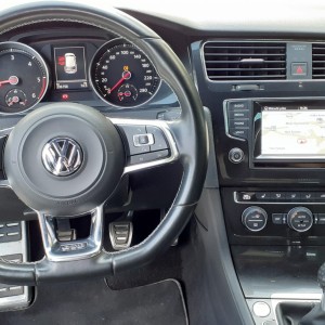 Golf VII 2,0 GTD Panorama, navigacia, keylles