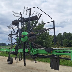 Sakupljač sijena Deutz Fahr SwatMaster 6952 Vario