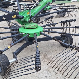 Sakupljač sijena Deutz Fahr SwatMaster 6952 Vario