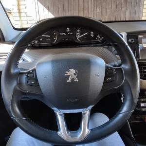 PEUGEOT 2008 BlueHDI