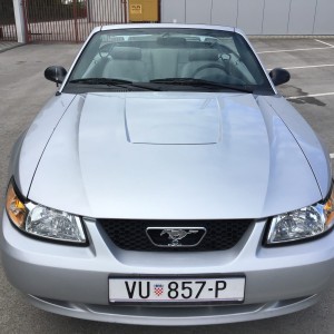 Prodajem Ford Mustang Cabriolet