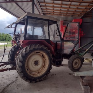 TRAKTOR ZETOR 7711