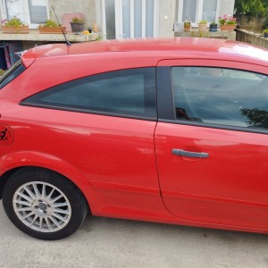 Opel astra h gtc 1.4twinport