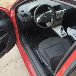 Opel astra h gtc 1.4twinport