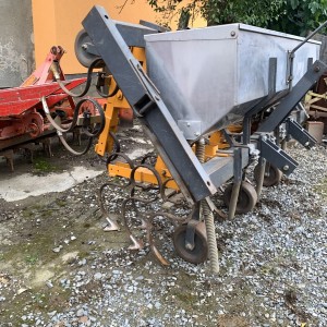 Kultivator 4 reda preklopni VISE KOMADA
