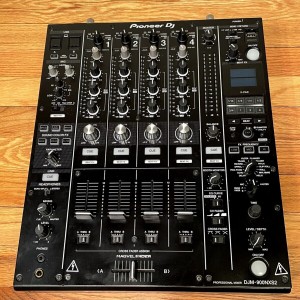 Pioneer DJ XDJ-RX3, Pioneer DDJ-REV7 DJ Kontroler