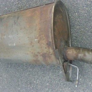 Auspuh za renault kangoo 1.9d 2002 original ispravan