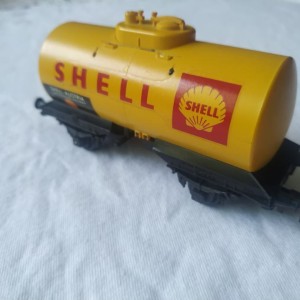 Cisterna Kleinbahn 2 plast.osovine Shell H0 u dobrom stanju!