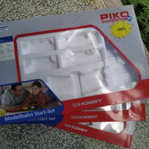 Kutije za početni set lokomotiva H0 u odličnom stanju!