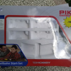 Kutije za početni set lokomotiva H0 u odličnom stanju!
