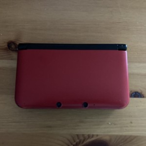 Nintendo 3DS XL Red