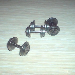 PIKO metalne osovine za TRIX EXPRESS iglica NOVO! 56065