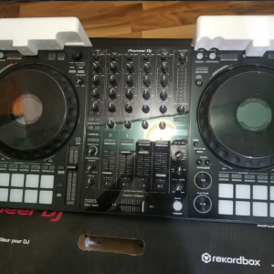 Pioneer DJ XDJ-RX3, Pioneer DDJ-REV7 DJ Kontroler