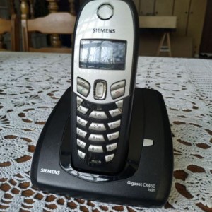 Prodajem Siemens fiksni ISDN telefon Gigaset CX450