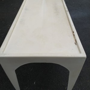 PVC bijeli stol za razne namjene dimenzije: 66,5 x 146 x 90