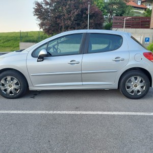 Peugeot 1.4 benzin + plin