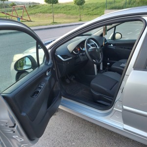 Peugeot 1.4 benzin + plin