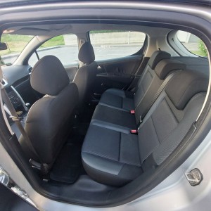 Peugeot 1.4 benzin + plin