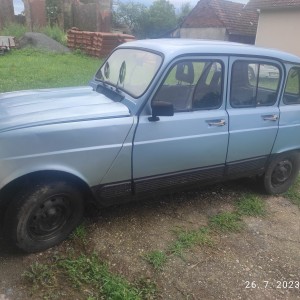 Prodajem Renault 4 gtl 1991 g pogodan za Oldtimera