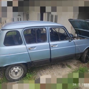 Prodajem Renault 4 gtl 1991 g pogodan za Oldtimera