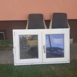 Prodajem plastični prozor