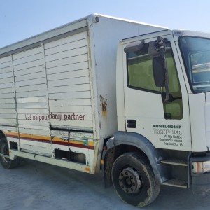 Iveco za prijevoz pića 2 komada