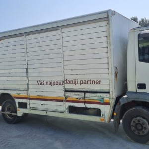 Iveco za prijevoz pića 2 komada