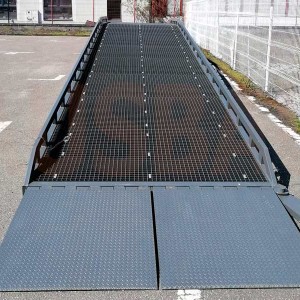 Mobilna utovarna rampa AUSBAU od proizvođača