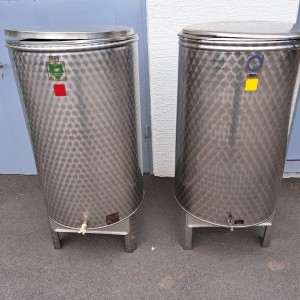 Bačva INOX 300l_2 komada