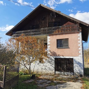 Širinec - višekatnica, blizina vlaka i autoceste