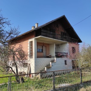 Širinec - višekatnica, blizina vlaka i autoceste