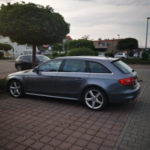 Audi A4 2.0 TDI S Line