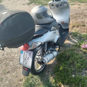 skuter cf moto 150ccm cijena 500 eura