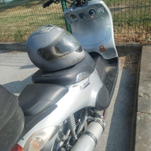 skuter cf moto 150ccm cijena 500 eura