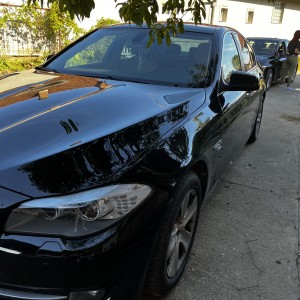 Prodajem automobil