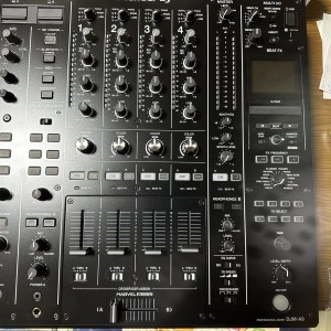 Pioneer CDJ-3000 Multi-Player / Pioneer DJM-A9 DJ Mixer