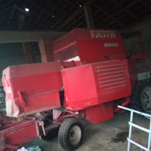 Kombajn Deutz Fahr M600