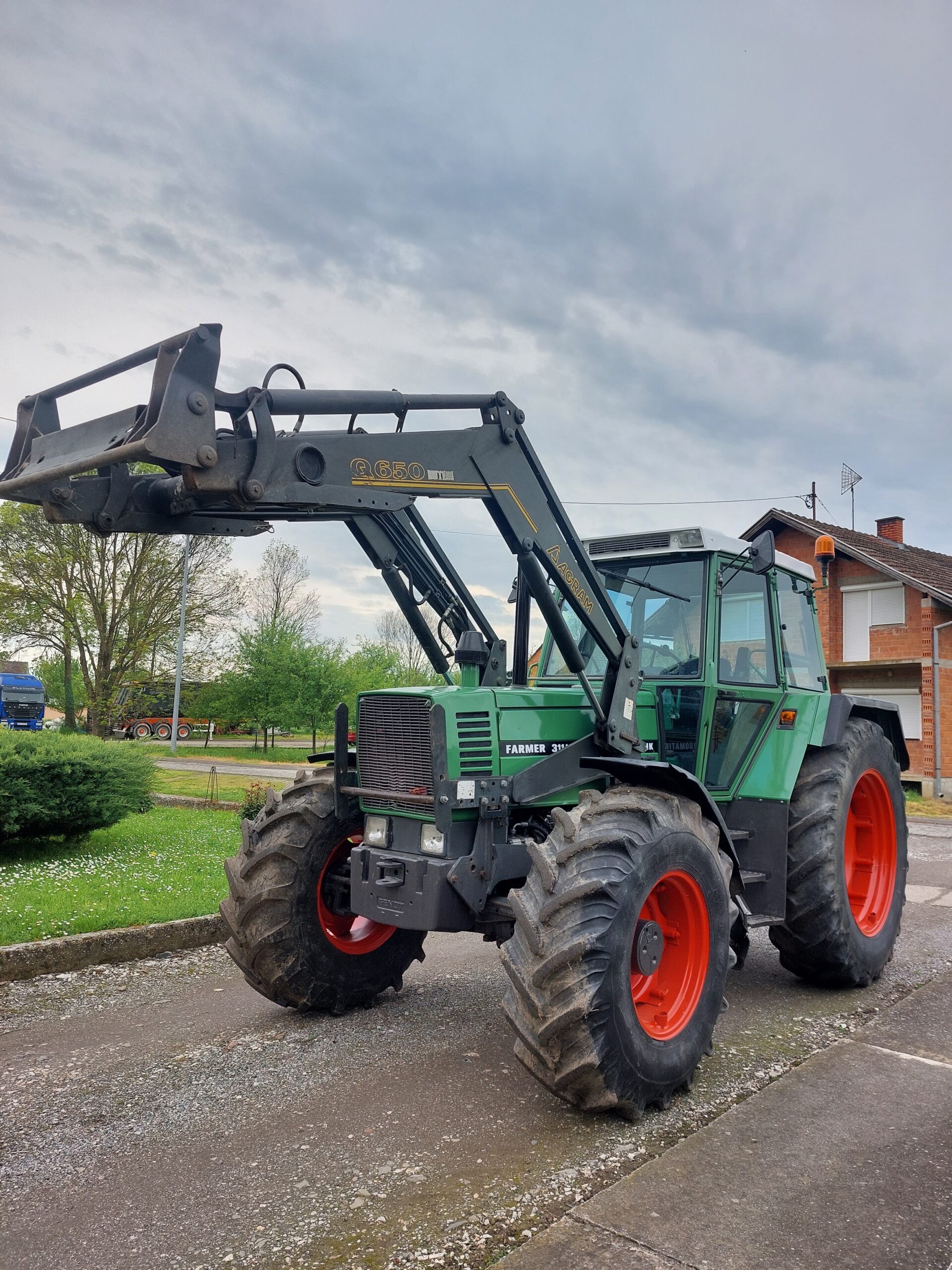 FENDT 311 LSA TURBOMATIK