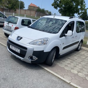 Peugeot PARTNER TEPEE OUTDOOR 1,6 E -7 SJEDALA