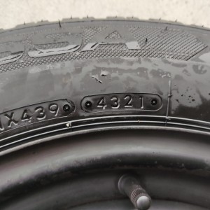 Zimske gume s felgama 4x100 15 !!!