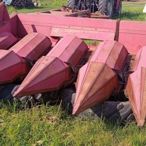 Kombajn Zmaj 142 RM