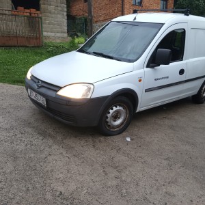 Prodajem Opel Combo 1.7 DI Dijelovi
