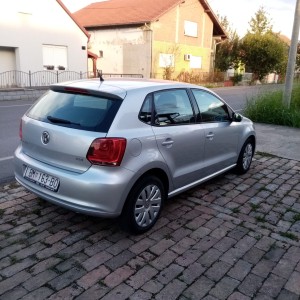 prodajem auto