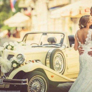 Najam oldtimera i luxuznih limuzina