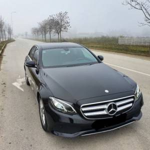 Mercedes-Benz E-klasa 220 D Avantgarde Odličan Servisiran