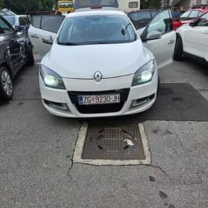 prodajem auto hyundai i20