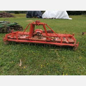 Prodajem Rotodrljacu Krone 3m s paker valjkom